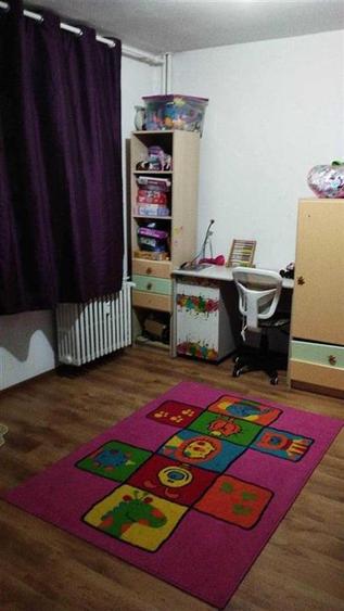 Apartament 3 camere Podu Ros
