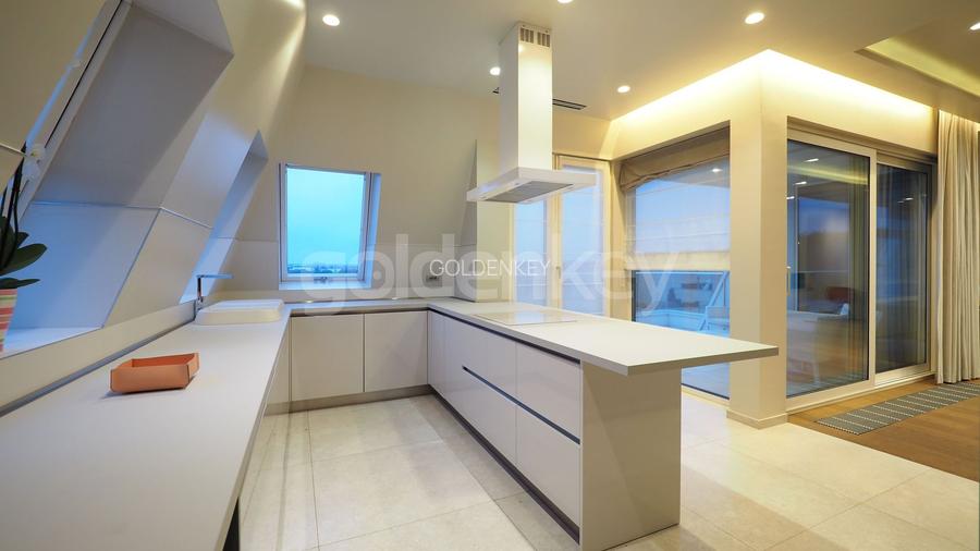 Penthouse exceptional cu vedere catre padure | 4 dormitoare - 7