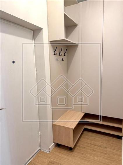 Ap 2 camere - complet mobilat si utilat modern - prima inchiriere