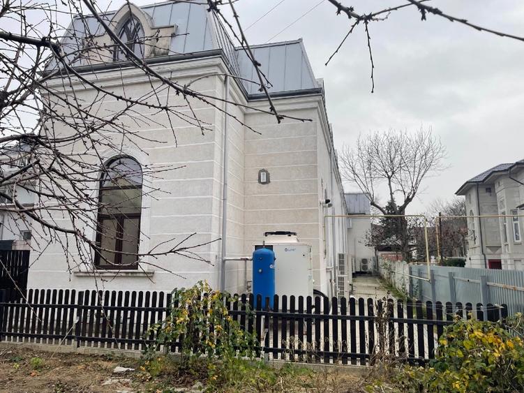 Vila superba, ultracentral, 910m2, Galati, Iancu Fotea, anunt proprietar