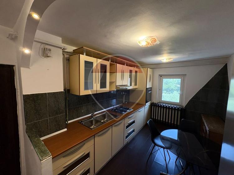 Apartament 4 camere de închiriat | Zona Traian, Baia Mare