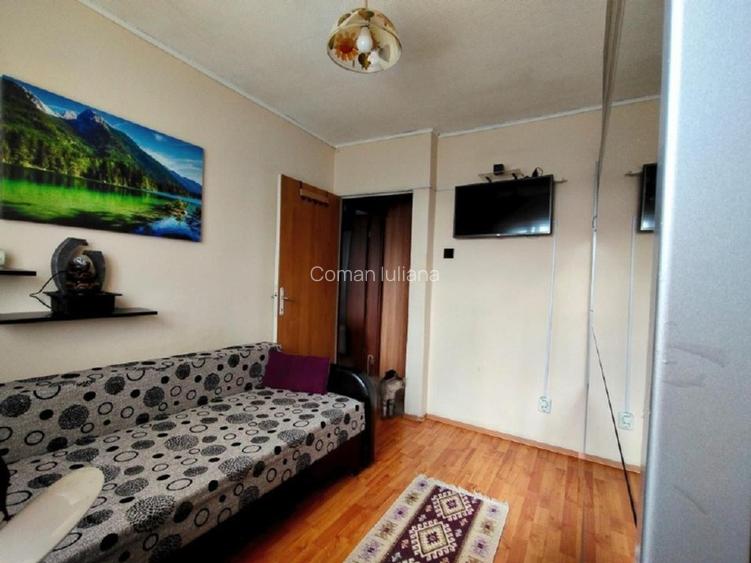 Direct Proprietar | Apartament 3 camere de vânzare – Cartier Florilor, Brașov  - 5