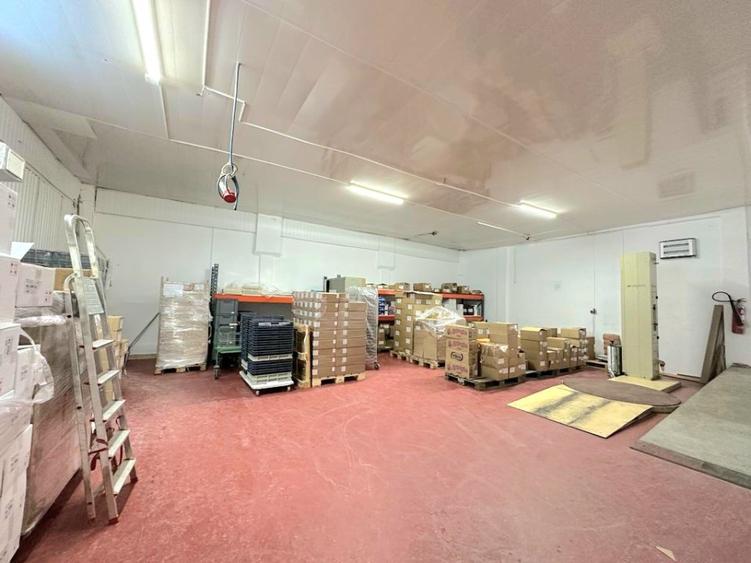 Hala de vanzare in zona industriala din 23 August Constanta
