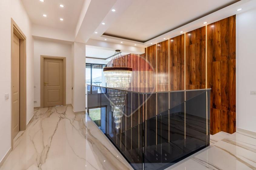 Vila premium cu piscina Balotesti | Teren 800 mp