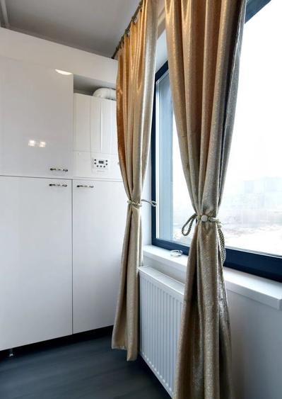 GARSONIERA- CAVAR RESIDENCE, PARCARE INCLUSA, CENTRALA, BLOC NOU