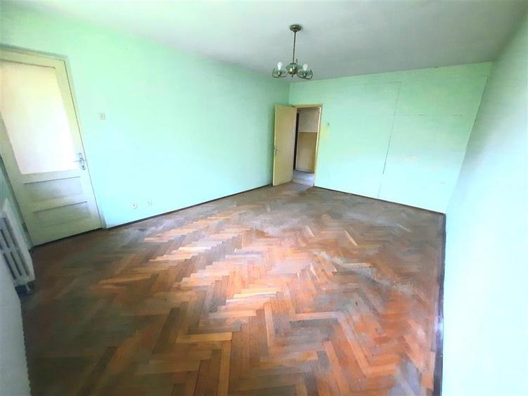 VILA CENTRAL S+P+1E
