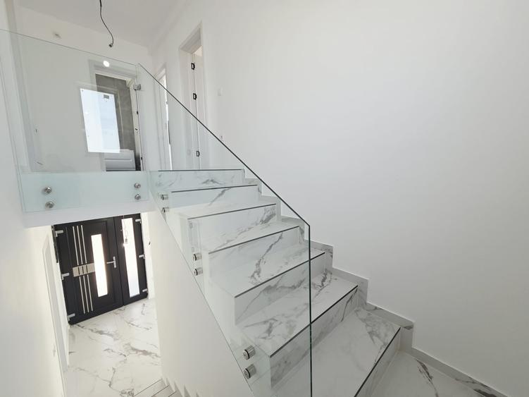Constructie noua proiect modern finisata complet Sat Costi utilitati