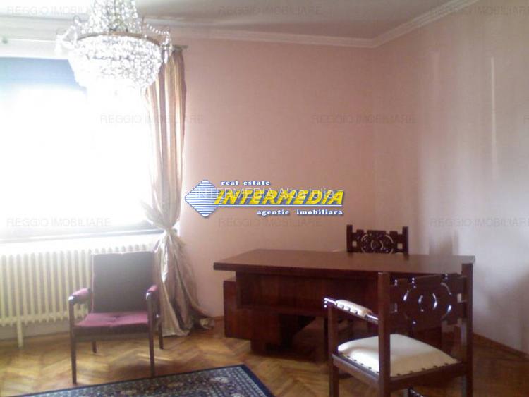 Casa de vanzare 5 camere Centru Alba Iulia - 3