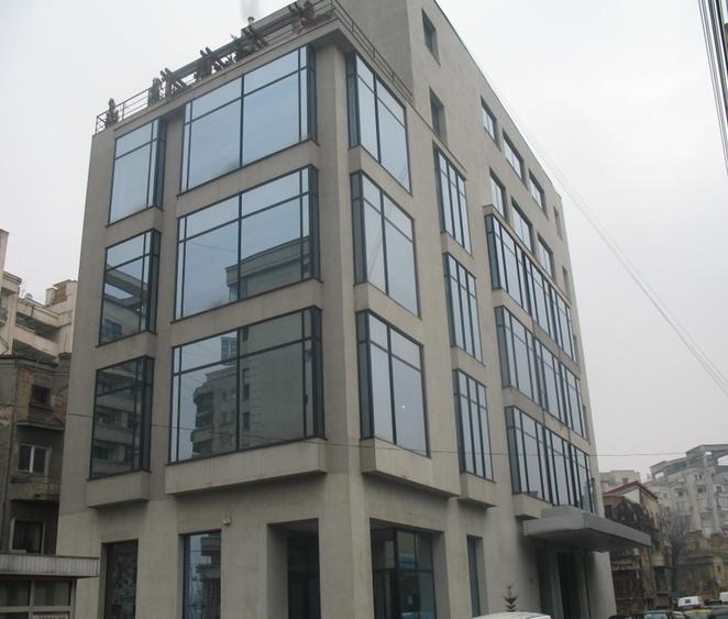 Imobil birouri de vanzare zona Piata Unirii, Bucuresti