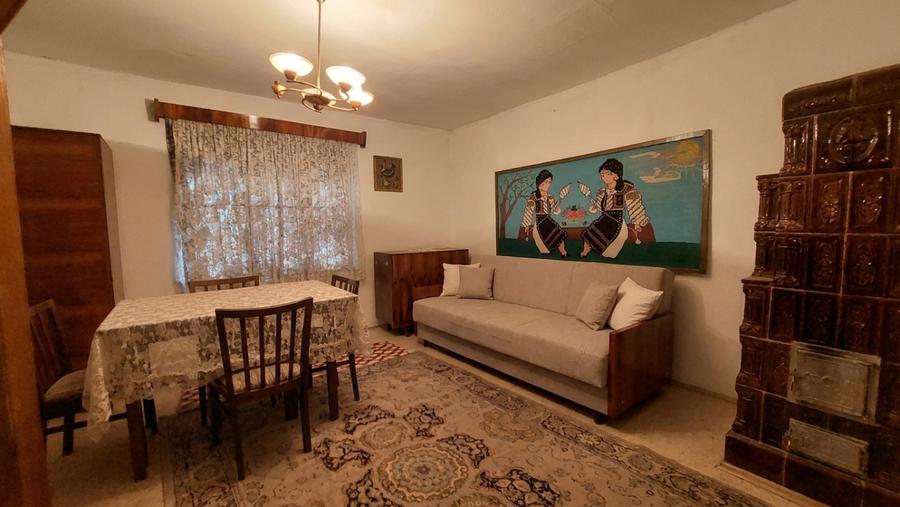 Casa cu 2 camere si 600mp teren in Blaj