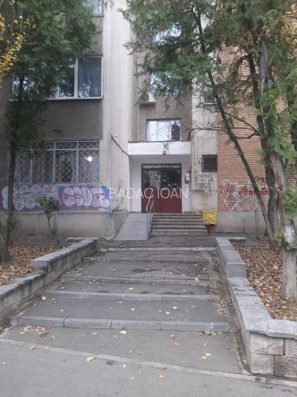 INCHIRIEZ APARTAMENT 2 CAMERE, DRUMUL TABEREI 89 - 13