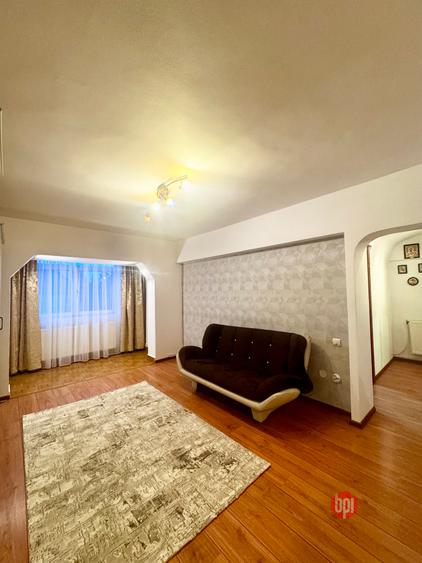 SE INCHIRIAZA apartament cu 3 camere, la etajul 1, in Falticeni, jud.Suceava