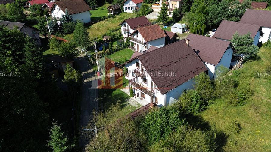 Proprietate spațioasă în Predeluț – la doar 1.2 km m de centrul stațiunii Bran - 2