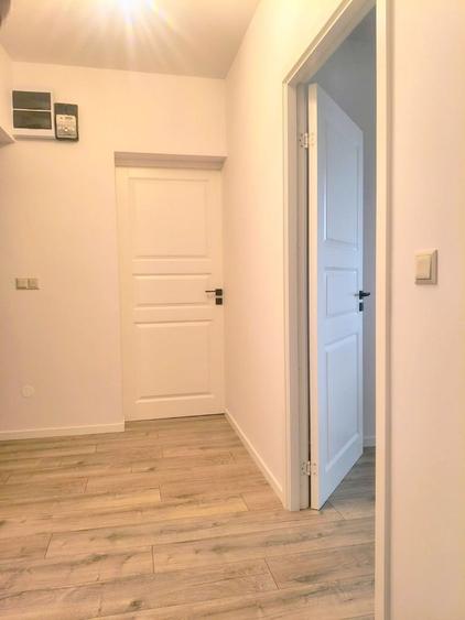 De vanzare apartament cu 2 camere, port, parter, 75.000 euro
