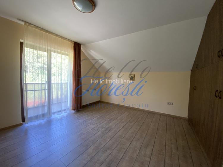 Casa cu o anexa, zona Tautiului - 18