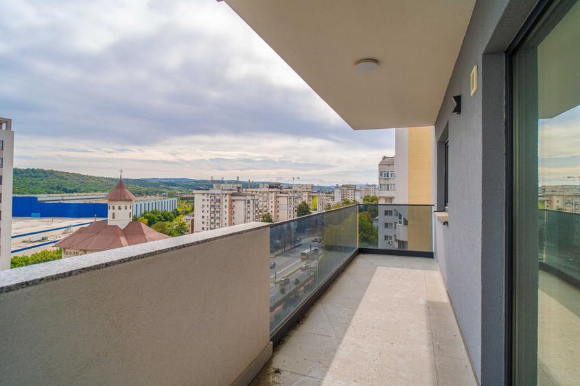 APARTAMENT CU 3 CAMERE, 2 BAI - 100 MP, NICOLINA, BLOC NOU
