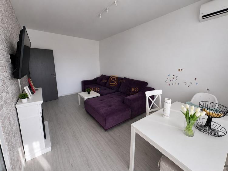 Apartament 2 camere de vanzare, decomandat, acces facil la metrou