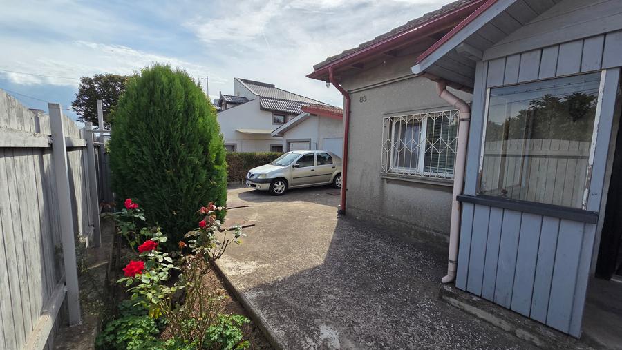 Coiciu,casa caramida,85 mp, teren 631mp, 17m deschidere