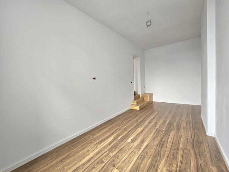 Nou Apartament trei camere-Tur video atasat