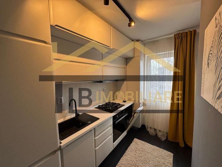 Apartament de 2 camere, 47 mp, parcare, Zona Semicentrala