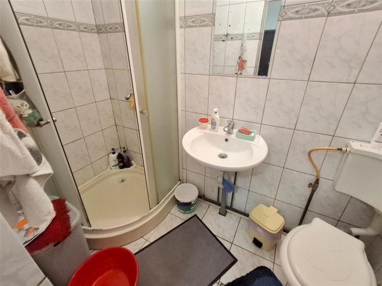Casa 2 camere 120 mp teren zona Vasile Aaron