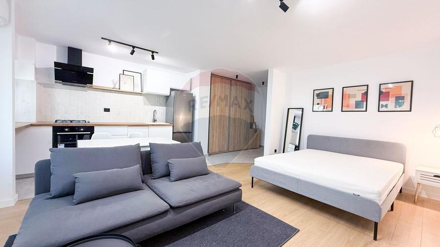 Garsoniera open space, complet renovata | Prima inchiriere -Mall Vitan