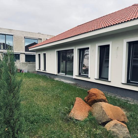 Vand casa pe parter lux Braytim!!!