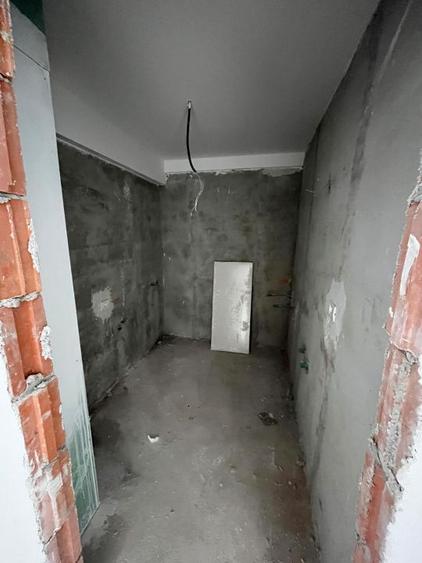 Apartament - 3 camere - decomandat - Fundeni
