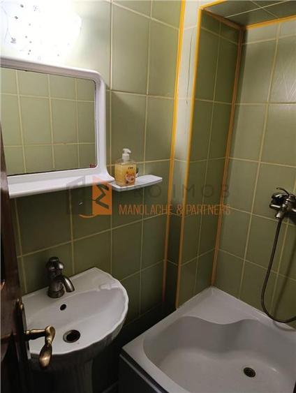 Apartament 4 camere confort 1 decomandat zona ultracentrala