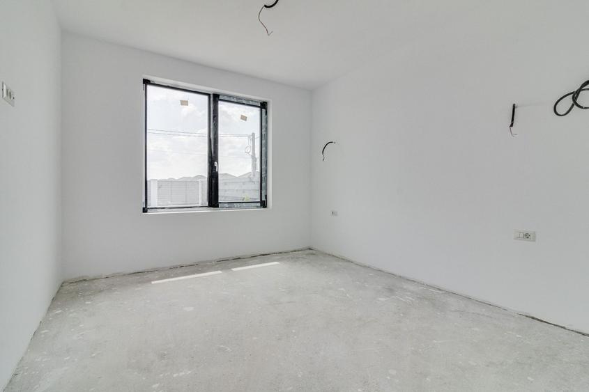 Vila INDIVIDUALA, 600 mp teren, 4 camere, Crevedia-Buftea!