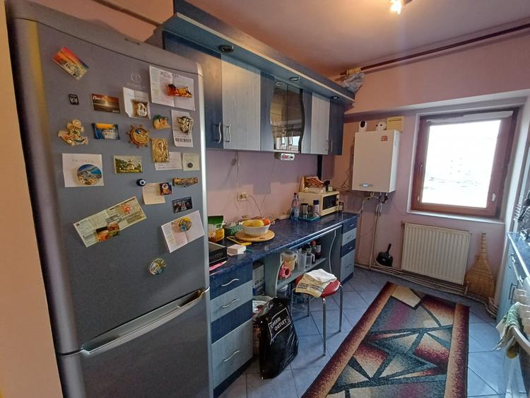 De vanzare, 2 camere, decomandat, zona Gara-Fostul Billa, Iasi