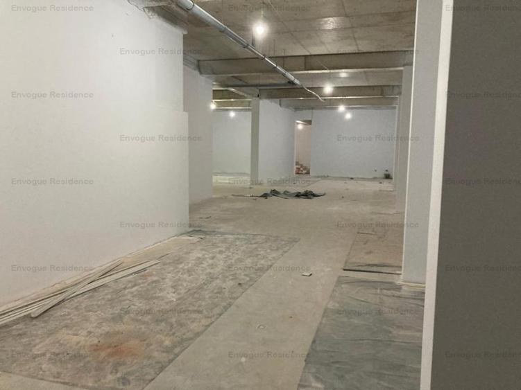 Spatiu comercial situat la subsol, Militari