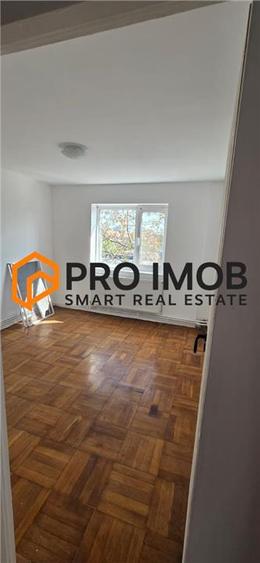 Apartament 2 camere cf 1 semidecomandat zona Crang