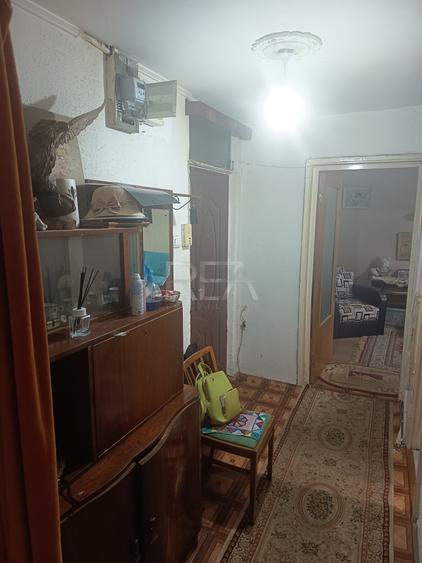 2 camere decomandat | Metrou Apărătorii Patriei | Bloc 1983 |
