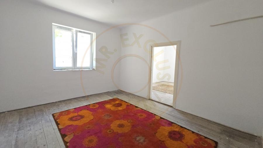 De Vanzare Casa 2 camere P-ȚA Mica