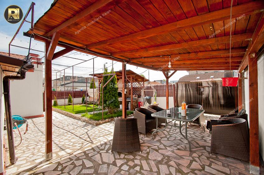 Vanzare casa situata in Galati, zona Port, 3 camere, renovata si mobilata - 2