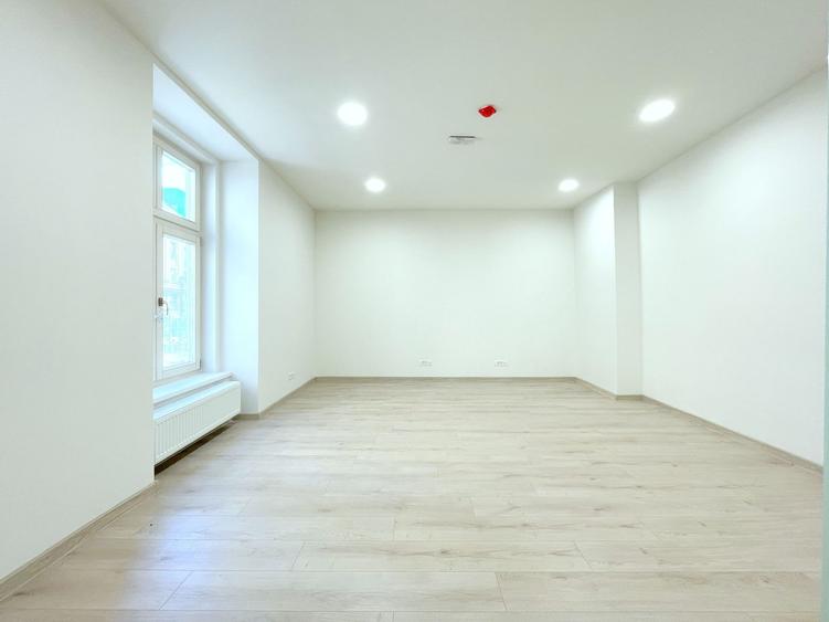 Spatiu birouri - 68 mp I zona Ultracentrala - Piata Unirii