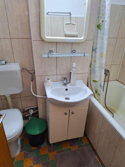 2 camere Metrou 1 Decembrie
