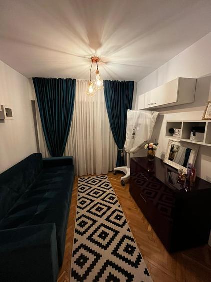 Apartament 3 camere decomandate, 2 bai, etajul 1, zona strazii Bucuresti