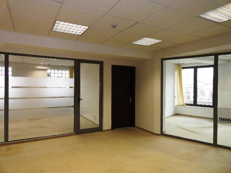 0% comision! Inchiriere birouri Dacia, 367 - 734 mp