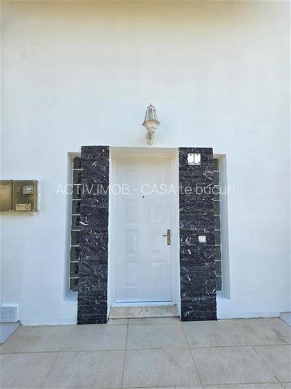 Vila cu piscina - Pipera - 5 camere - 3 bai - 218mp - 900mp teren