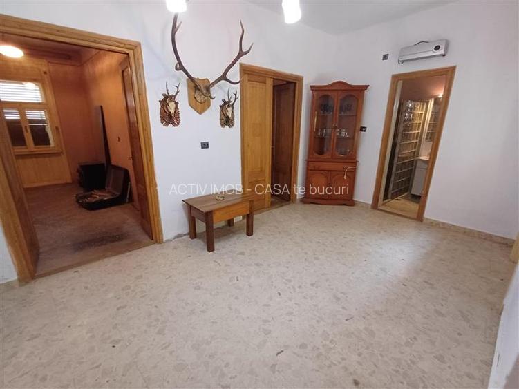 Moldova Noua, Casa Spatioasa Cu Curte, Langa Dunare, 360 Mp. Construiti, Mobilat - 6