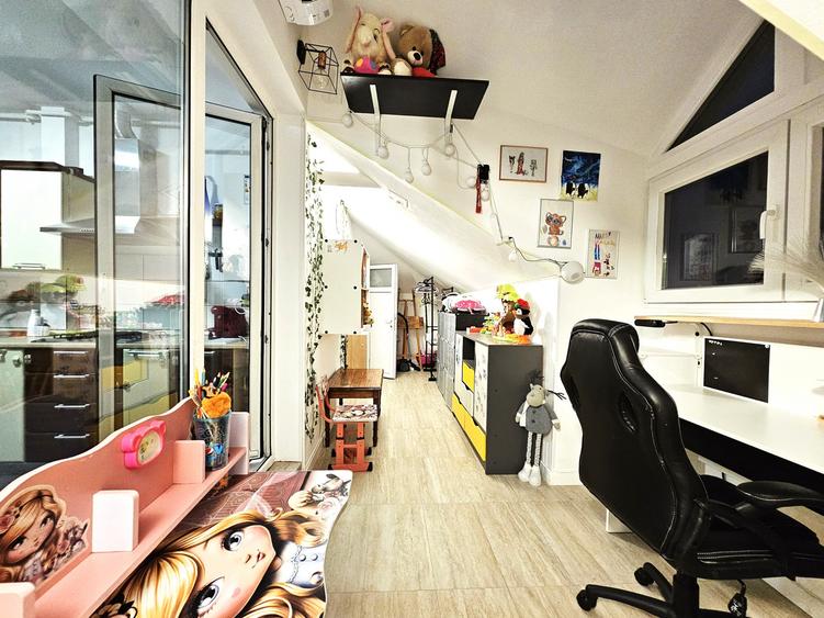APARTAMENT 2 CAMERE | TERASĂ ÎNCHISĂ ȘI ACOPERITĂ | 1 LOC PARCARE | COSMOPOLIS