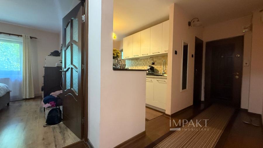 Apartament cu 2 camere decomandat etaj 1/4 Intre Lacuri