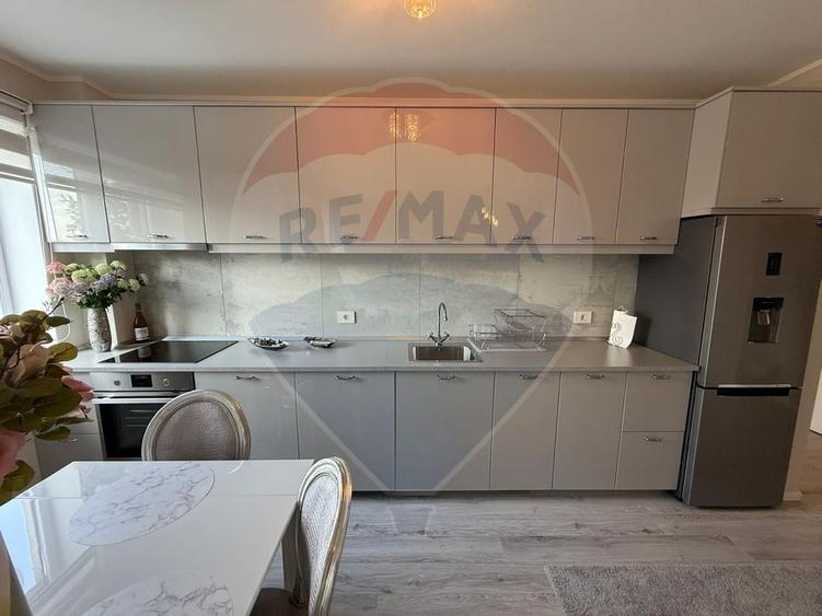 Apartament cu 2 camere de închiriat în Prima Oneștilor