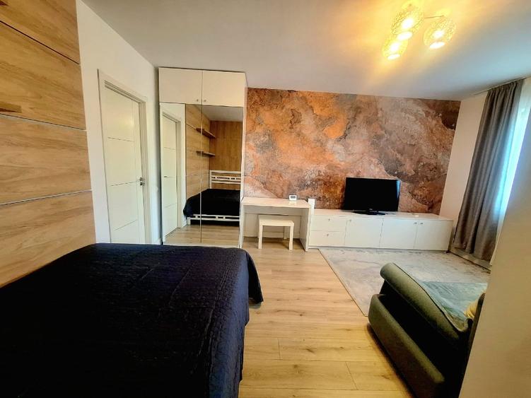 Proprietar Studio lux Aviatiei Aurel Vlaicu Onix Promenada Pipera Herastrau