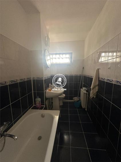 Apartament 2 camere bloc fara risc - Podu Ros