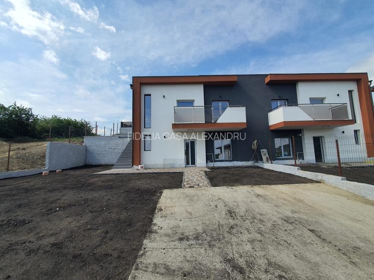 Vila de vanzare Valea Adanca