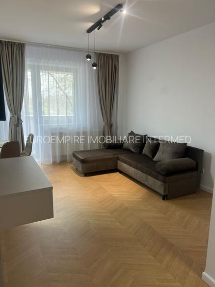 Apartament de închiriat modern cu 2 camere, zona City Mall - 3