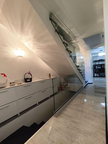 Casa 2016 Tomis 1, curte libera 80 mp pt. 2 mașini+grătar, pergola el.